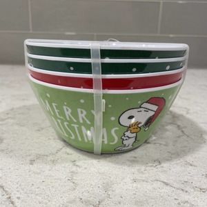 Set 4 HAPPY HOLIDAYS Snoopy Peanuts 9” Melamine Cereal Bowls Christmas Red Green